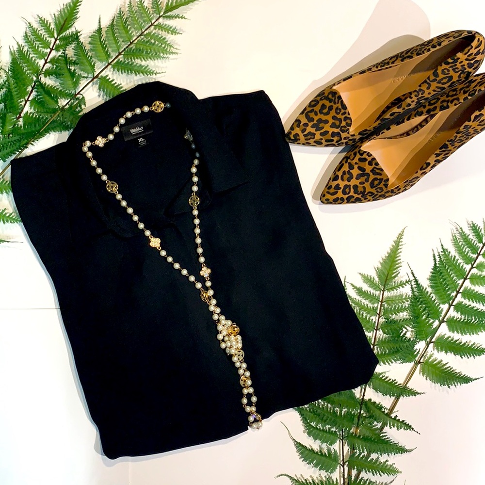 NWOT MOSSIMO Black Button up blouse